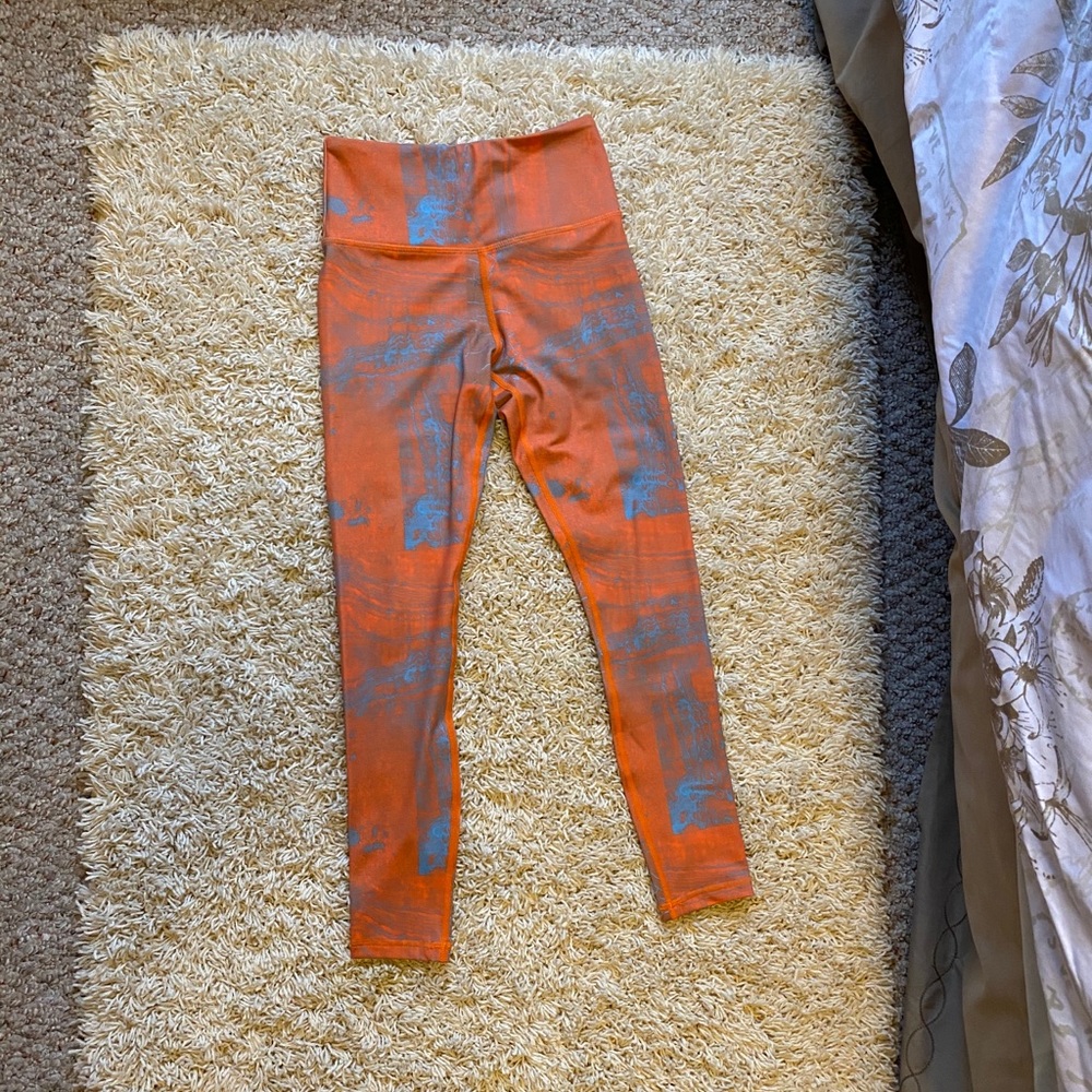 ZYIA light n tight leggings